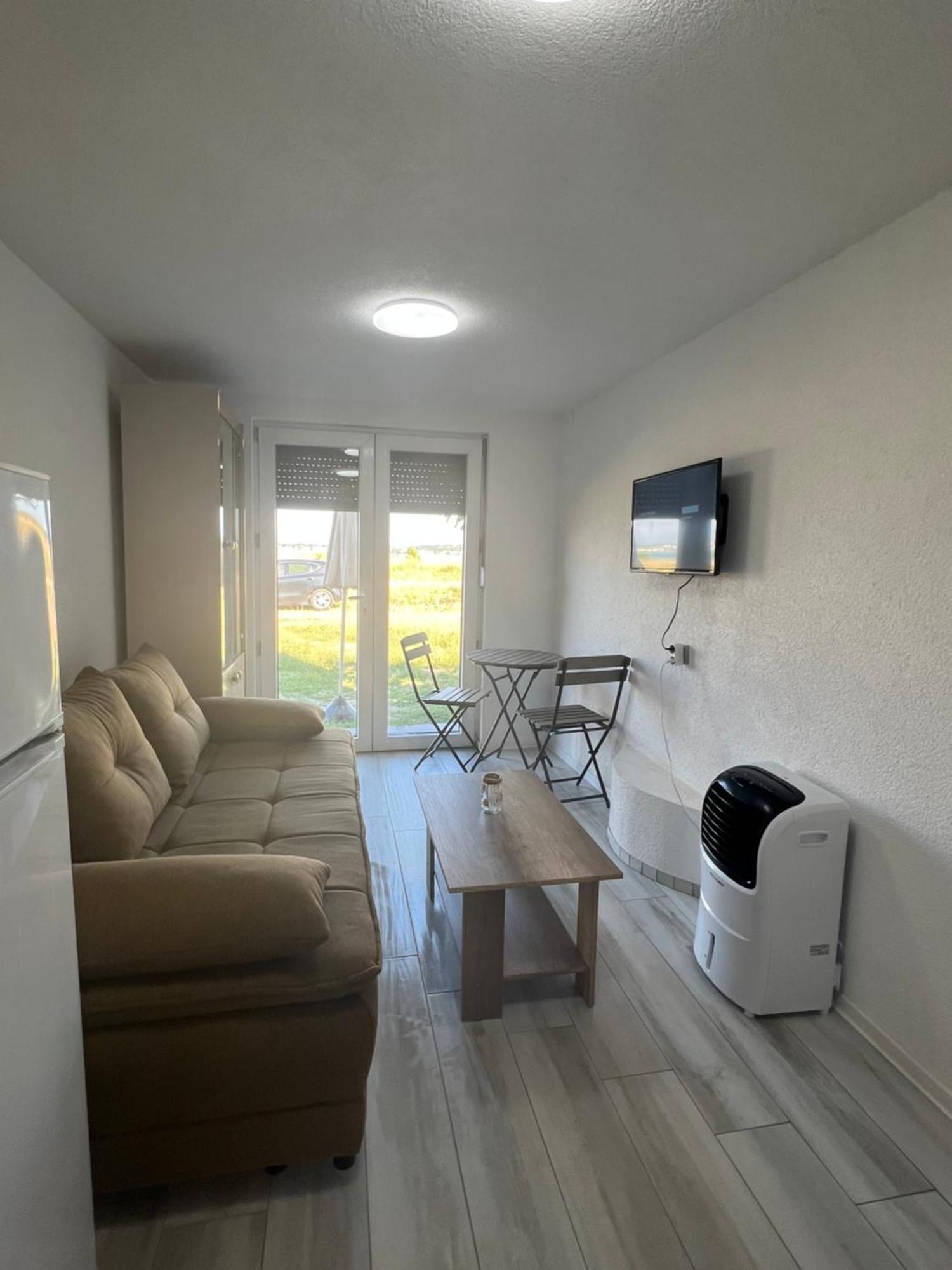 Apartments Linic Нин Экстерьер фото